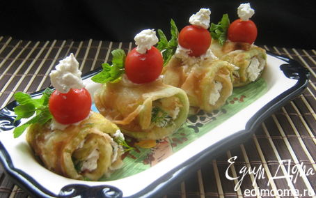 Рецепт Закусочные рулетики из кабачков (два варианта)