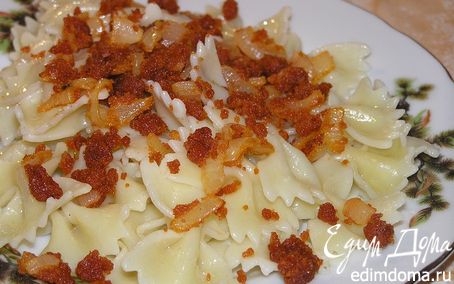 Рецепт Farfalle aglio olio peperoncino con le briciole