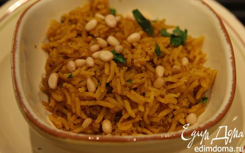 Рецепт Золотистый рис с кинзой и кедровыми орешками