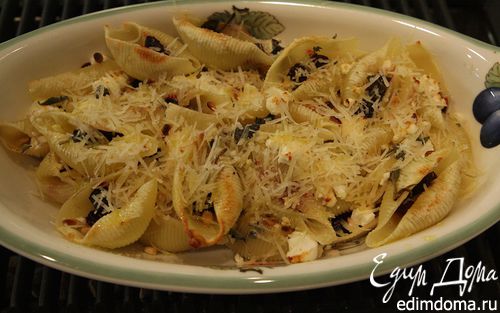 Рецепт Макароны-ракушки с козьим сыром и свеклой