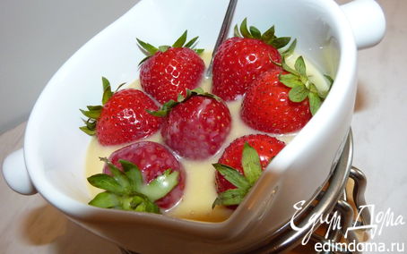 Рецепт Клубника в белом шоколаде для фондю