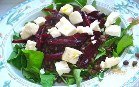 Рецепт Рукола с чечевицей, свеклой и сыром фета