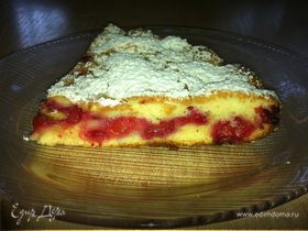 Бисквитный пирог с вишнями