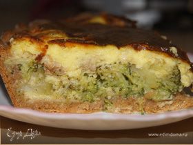 Открытый пирог с брокколи и сырной заливкой