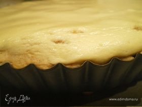 Грецкий пирог с яблоками и творожным кремом.
