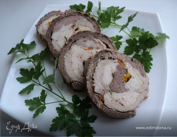 Как готовить мясной рулет из свинины?