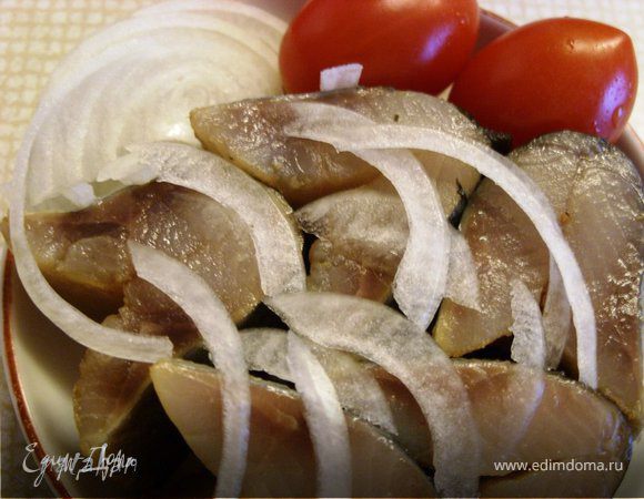 Маринованная селёдка с луком и уксусом - рецепт | Чудо-Повар