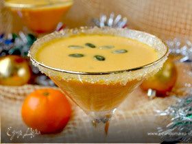 Фуршетный новогодний суп с тыквой, мандаринами и имбирем