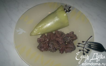 Рецепт Перец фаршированый гречкой, луком и грибами и баранина с ягодами черной смородины.