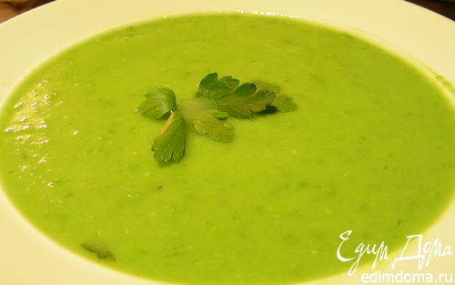 Рецепт Легкий суп-пюре с зеленым горошком и эстрагоном