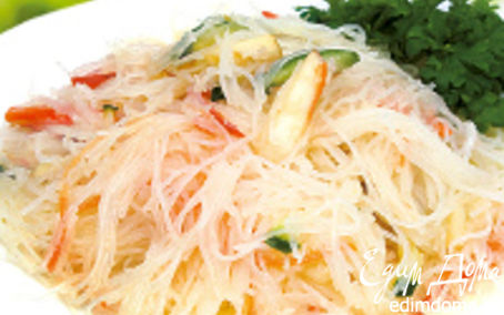 Рецепт Салат с фунчозой и куриной грудкой