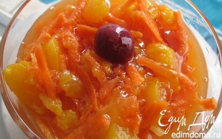 Рецепт Морковный салат с персиками и апельсиновым соком