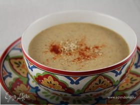 Пряный марокканский суп с цветной капустой и миндалем