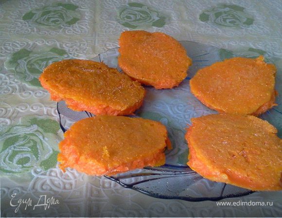 Морковные оладьи с кукурузной мукой – кулинарный рецепт