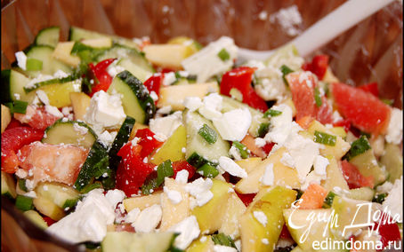 Рецепт Фруктово-овощной салат с брынзой