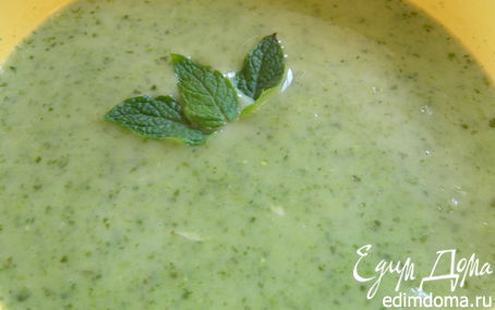 Рецепт Суп-пюре Леонтин с зеленым горошком, луком-пореем и шпинатом