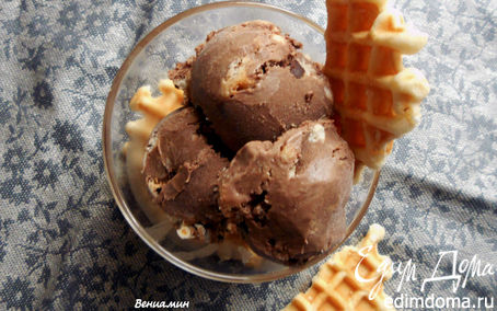 Рецепт Кофейное мороженое с маскарпоне и вафлями
