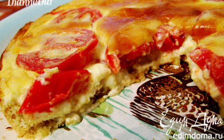 Рецепт На скорую руку: Пирог с брынзой и помидорами в сметанной заливке