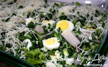 Рецепт Салат с перепелиными яйцами и сельдью