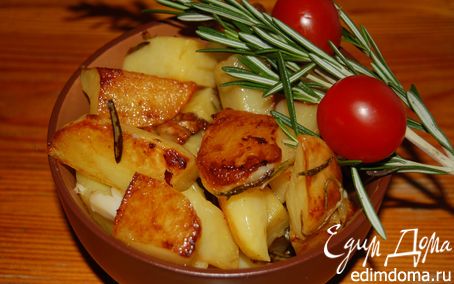 Рецепт Картофель, запеченный с чесноком и розмарином