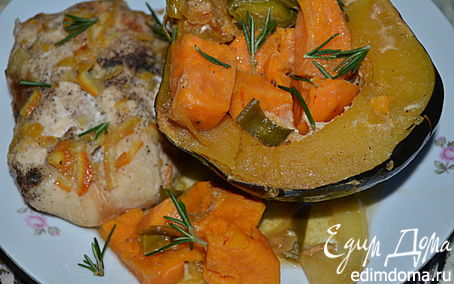 Рецепт Куриные грудки в апельсиново-кленовом сиропе с акорн тыквой и сладким картофелем