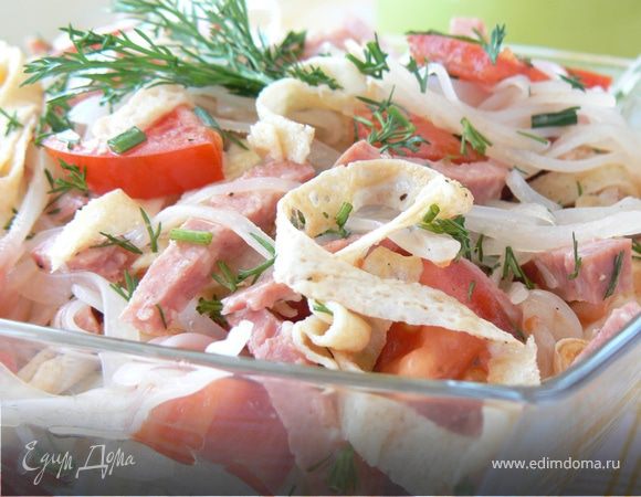 Салат из яичных блинчиков и колбасы - пошаговый рецепт с фото на конференц-зал-самара.рф