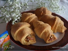 Воздушные рогалики с хрустящей ореховой начинкой (Українськи страви)