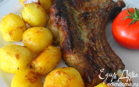 Рецепт Запеченная свинина на косточке с молодым картофелем