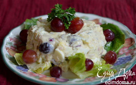 Рецепт Салат с тунцом и виноградом