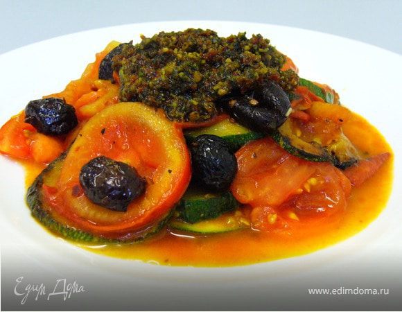 Овощи по-средиземноморски с томатным песто