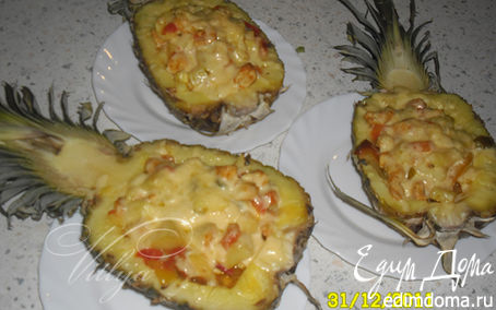 Рецепт Запеканка из курицы в ананасе