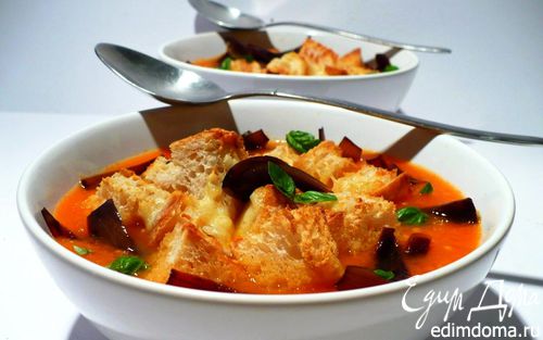 Рецепт Суп из запеченных томатов с луком-бальзамик и копченым хлебом