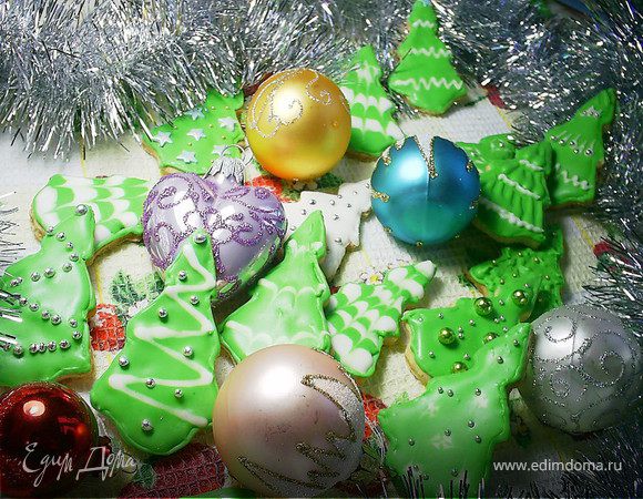 Имбирное печенье "Новогодние елочки"