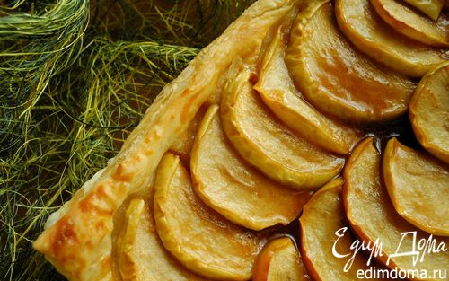 Рецепт Яблочный пирог с соленой карамелью