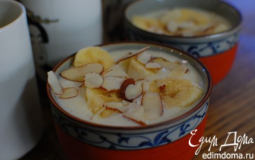 Рецепт Йогуртовый десерт с бананами и миндалем