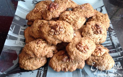 Рецепт Шоколадное печенье с орешком
