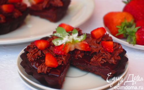 Рецепт Шоколадные тарталетки с клубникой