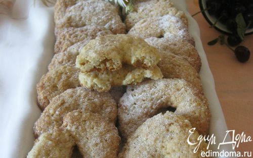 Рецепт Итальянское печенье с орехами и белым вином