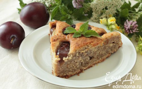 Рецепт Творожно-ореховый пирог со сливами