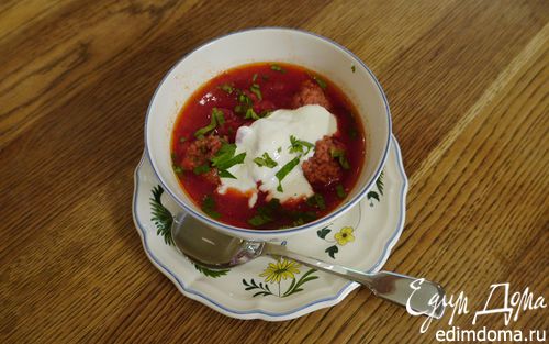 Рецепт Свекольный суп с фрикадельками
