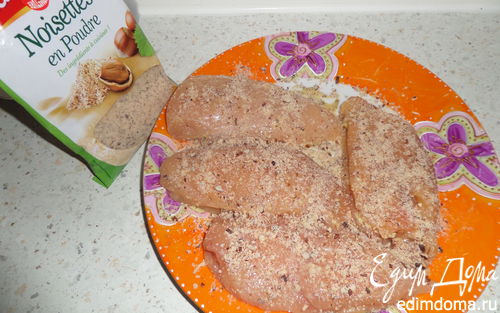Рецепт Ароматное куриное филе в ореховой панировке