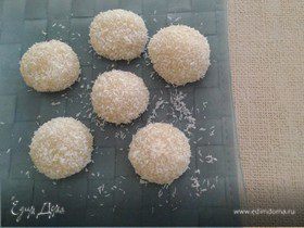 Кокосовые шарики из рисовой муки