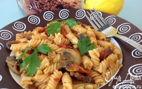 Рецепт Паста в томатном соусе с грибами