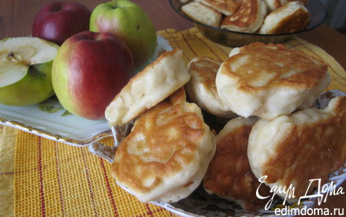 Рецепт Бабушкины оладьи с мясом и яблоками