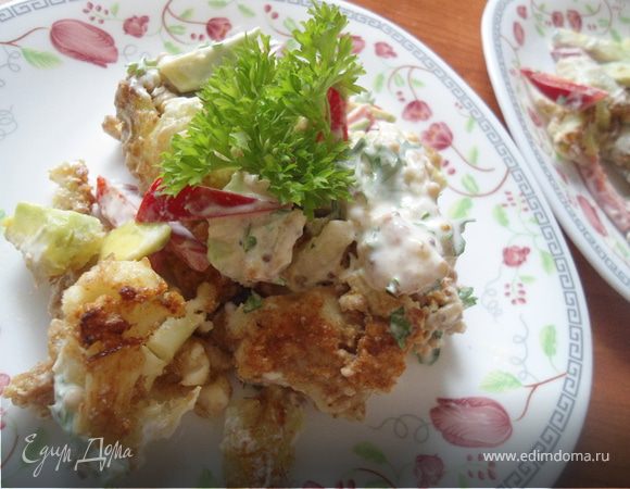 Теплый салат из брокколи, цветной капусты и бурого риса