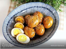 Яйца в чесночно-соевом соусе