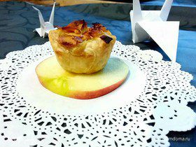 Португальское пирожное «Натас» с яблоками