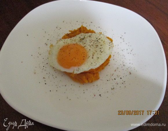 Картошка пюре с яйцом