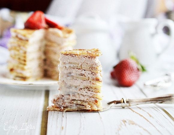 Блинный торт со сметанным кремом — простой пошаговый рецепт