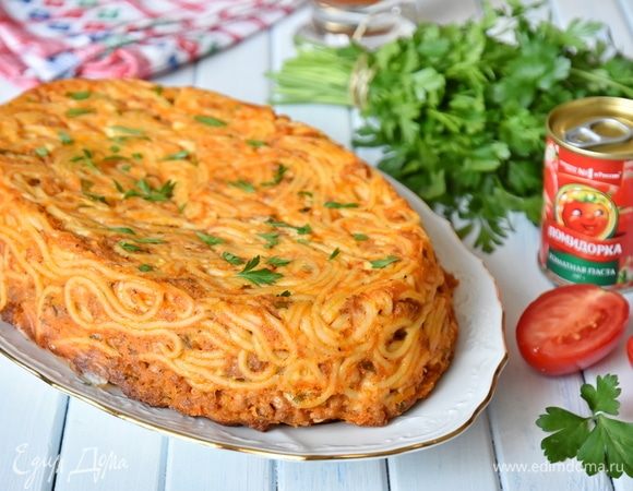 Итальянская фриттата с фаршем и спагетти